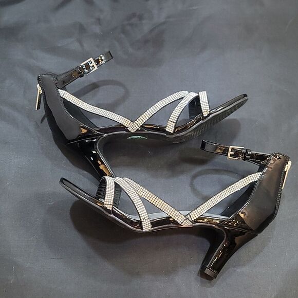 BRAND NEW MARC FISHER KENDALL SALTON (TODDLER/LITTLE KID/BIG KID) - Picture 8 of 16